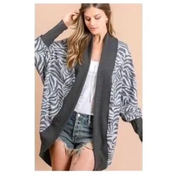 Brushed Zebra Dolman Sleeve Open Front Cardigan Small - Picture 1 of 9